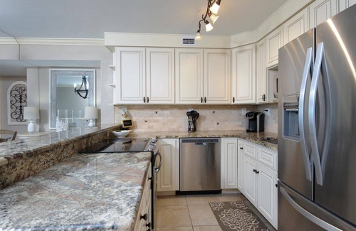 Madeira Beach Condo | Oceanfront Executive Condominium with 2 Master Suites
