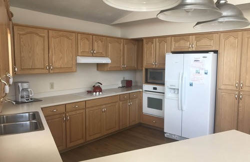 Horseshoe Beach House | Gulf Front House with Boat Dock & Scenic Views Await