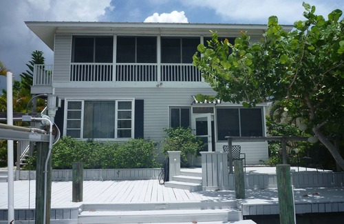 Matlacha Apartment | Discover the Gulf Coast's Hidden Jewel for Families & Pets