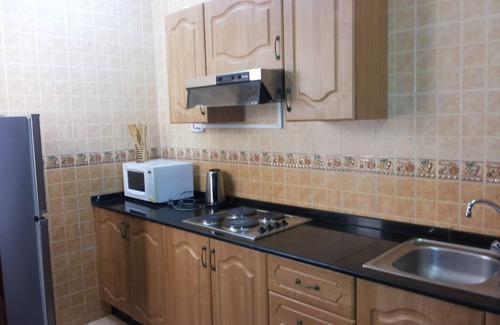 Al Ghubrah Ash Shamaliyyah Apartment | Relaxing Gulf Hotel Apartment with Oceanfront Views