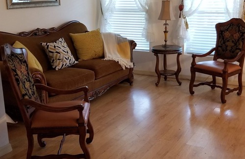 Bayonet Point House | Pet-Friendly Retreat Steps from the Gulf of Mexico