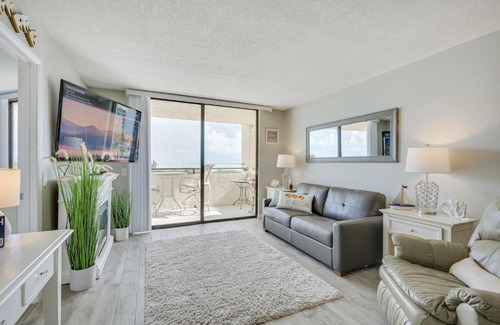 Hudson Apartment | Family-Friendly Apartments with Pool in Florida, USA