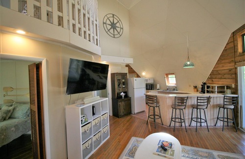 Panacea Cottage | Gulf View Geodesic Dome Cottage Near Pristine Beach