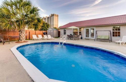 El Centro Beach House | Gulf View Home: Private Pool, Hot Tub & Ocean Access!