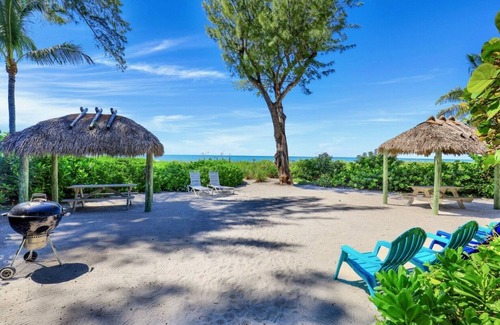Captiva Resort | Beachfront Suite with Gulf Views and Pool Access