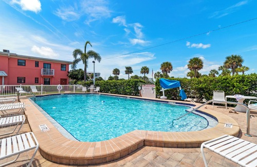 St. Pete Beach Condo | 🌴 Gulf Winds #406 — Bright Beachside Escape with Balcony Views