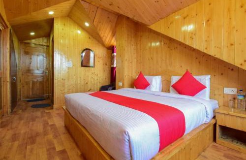 Theog House | Cozy Gulmarg Height Homestay in Kufri for Families & Pets