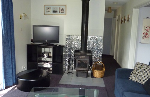 Hepburn Springs Cottage | Relaxing Getaway at Gum Tree Cottage Hepburn Springs