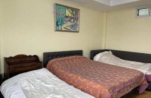Chiang Mai House | Gumpuju คำปู้จู้: Family-Friendly Retreat with Kitchen