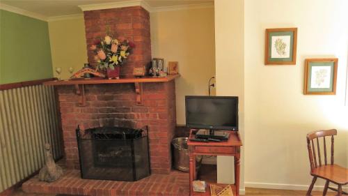 East Barron Bed & Breakfast | Relax at Gumtree on Gillies Bed and Breakfast with Pool