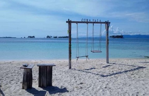 Carti Tupile House | Experience Guna Yala Camping with Breakfast & Family Fun