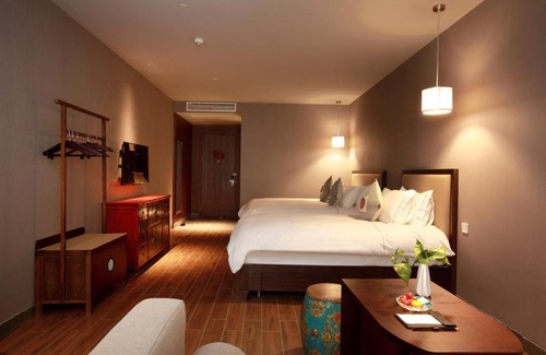 Qinhuai Qu Hotel | Discover Gunandu Yiju Hotel: 4-Star Comfort in Nanjing