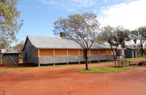 Gunderbooka House | Relaxing Cottages at Gundabooka National Park Awaits You