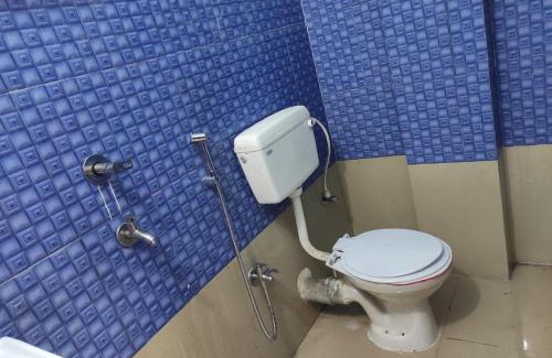 Bhowanipore House | Gunjan guest house near sskm hospital
