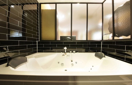 Gunsan Hotel | Eco-Friendly Gunsan CAR Self Check-in Motel with Breakfast