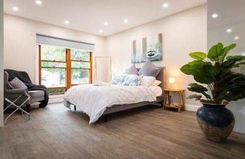 Scone Apartment | Stylish Gunsynd Studio Apartment - Perfect for Families