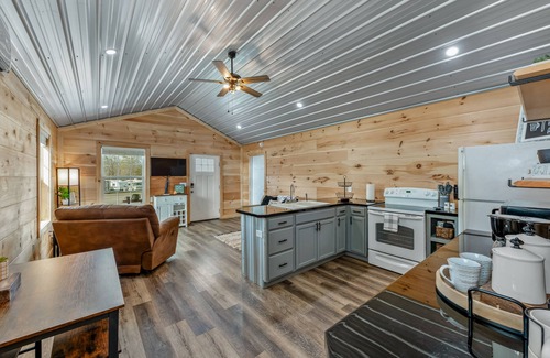 Groveoak House | Pet-Friendly Lake House 1520: Waterfront Retreat Awaits