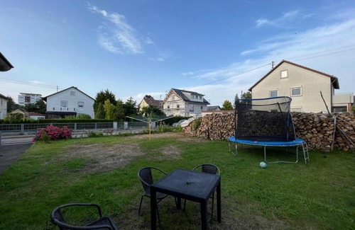 Guenzburg Apartment | Relaxing Guntia Apartment with Expansive Garden Retreat