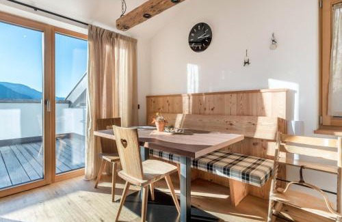 Fie allo Sciliar Apartment | Family-Friendly Retreat at Guntschöllerhof Hochwart