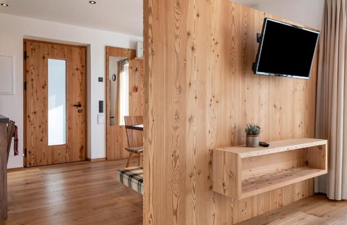 Fie allo Sciliar Apartment | Discover Guntschöllerhof Laugen - Family-Friendly Retreat