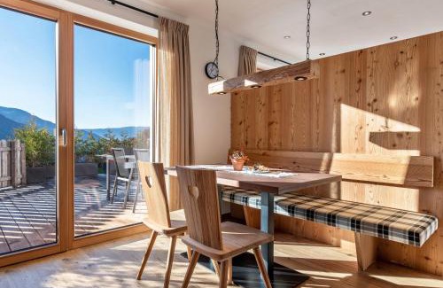 Fie allo Sciliar Apartment | Discover Guntschöllerhof Laugen - Family-Friendly Retreat