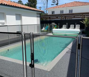 Narrosse Villa | Gure Etxea: Oceanfront Haven with Pet-Friendly Amenities