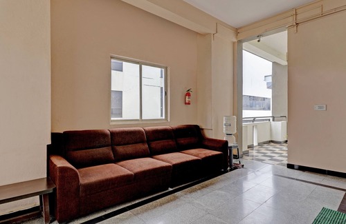 Panduranga Nagar House | Discover Itsy Hotels Guru Comforts: Rated 9/10 & Family-Friendly