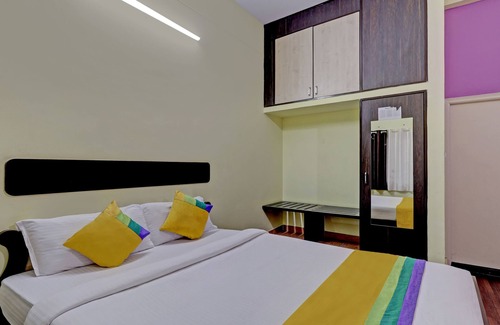 Panduranga Nagar House | Discover Itsy Hotels Guru Comforts: Rated 9/10 & Family-Friendly