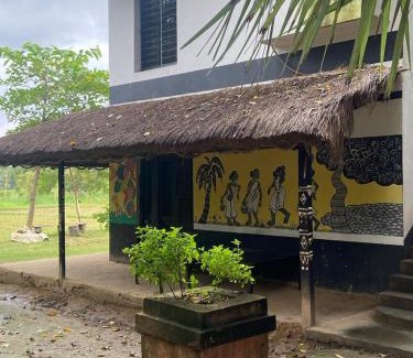 Labpur Bed & Breakfast | Gurukul Natya Ashram guest house