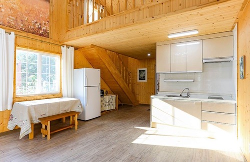 Gurye House | Discover Gurye Deulangil Pension: Eco-Friendly Retreat