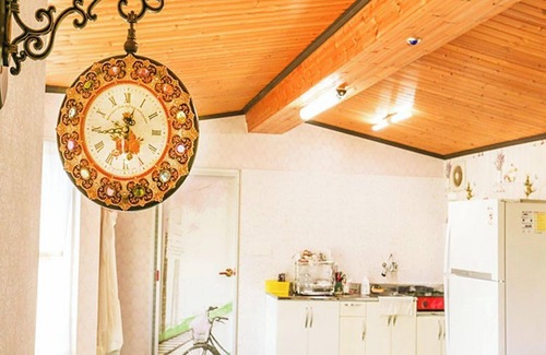 Pungyang-myeon House | Eco-Friendly Getaway at Gurye Yeda Hyang Pension