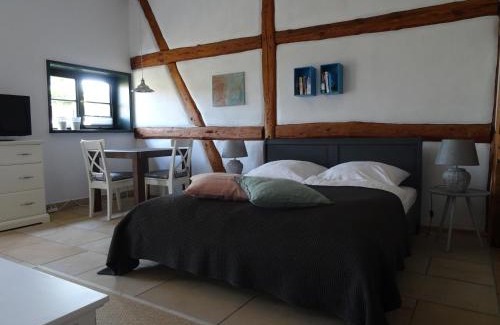 Blowatz Apartment | Oceanfront Escape at Gut Alt Farpen Ferienwohnung 2