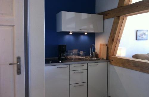 Blowatz Apartment | Oceanfront Escape at Gut Alt Farpen Ferienwohnung 2