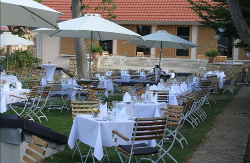 Westhofen Hotel | Pet-Friendly Retreat at GUT LEBEN am Morstein