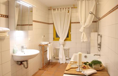 Gengenbach Apartment | Oceanfront Retreat at Gut Müllerleile with Pool & Family Fun