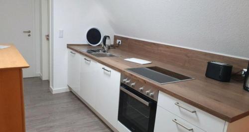Molbergen Apartment | Family-Friendly Getaway at Gut Stedingsmühlen with Hot Tub
