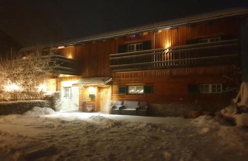 Radstadt Apartment | Highly Rated Gut Unterbrunn: Pet & Child Friendly Retreat