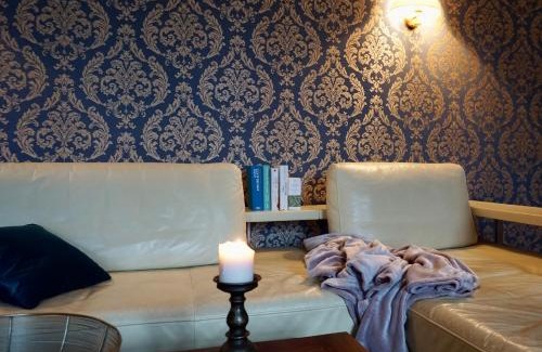 Muritz House | Gutshaus Gevezin: Guest Rated 10/10 with Pool & Hot Tub
