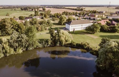 Molln Apartment | Coastal Retreat at Gutshaus Groß Helle with Spa & Beach Access