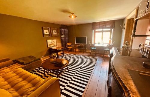 Klein Kussewitz Apartment | Gutshaus Klein Kussewitz: Seaside Retreat with Spa Access