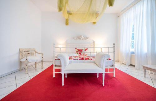 Rugen Island Bed & Breakfast | Inviting Gutshaus Krimvitz Double Room with Breakfast Included