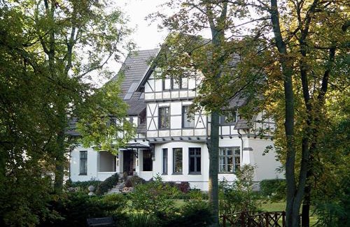 Klein Kubbelkow Hotel | Indulge at Gutshaus Kubbelkow - 4-Star Spa Retreat