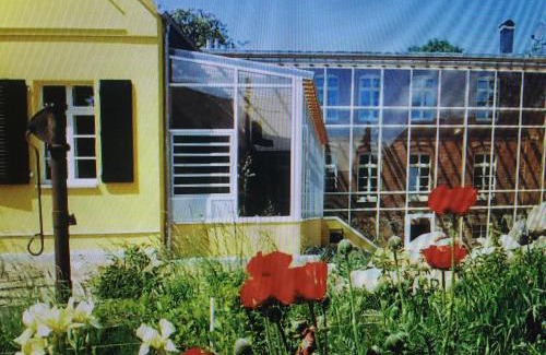 Lubow Apartment | Eco-Friendly Gutshaus with Lake View & Pet-Friendly Amenities