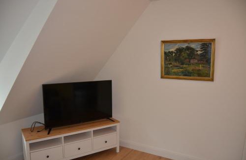 Hof Redentin Apartment | Discover Gutshaus Redentin: Pet & Child Friendly Retreat
