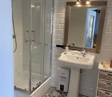 Muritz House | Gutshauszimmer Premium - Guest Rated 9/10 & Pet Friendly