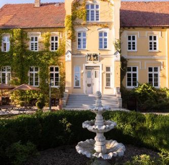 Muritz House | Gutshauszimmer Premium - Guest Rated 9/10 & Pet Friendly