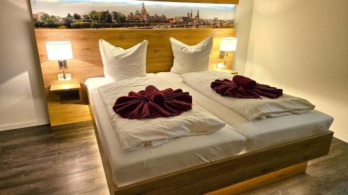 North Tolkewitz/Seidnitz Hotel | Pet Friendly Getaway at Gutshof Hauber - Family Welcomes!