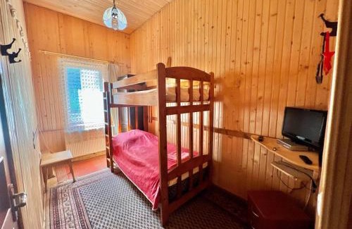 Yaremche Cabin | Gutsulska Oselya: Family-Friendly Stay with Top Ratings