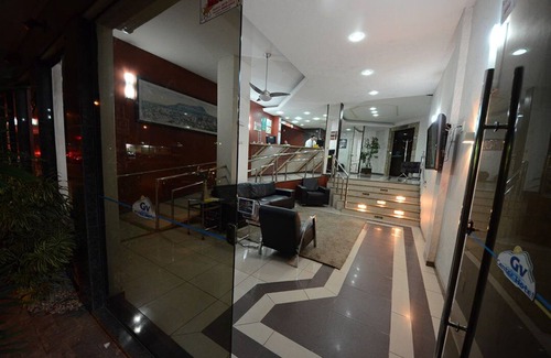 Morada do Acampamento Hotel | Pet-Friendly GV Center Hotel with Pool & Spa Amenities