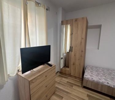 Prilep Apartment | Family-Friendly Getaway at Gvero Apartment's Awaits You